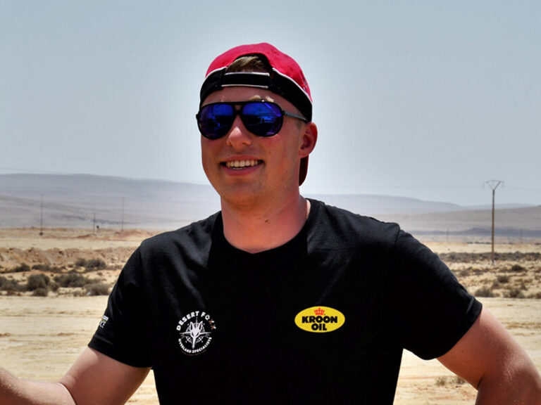 Jonathan Maeyaert, rally-assistent bij Desert Foxx